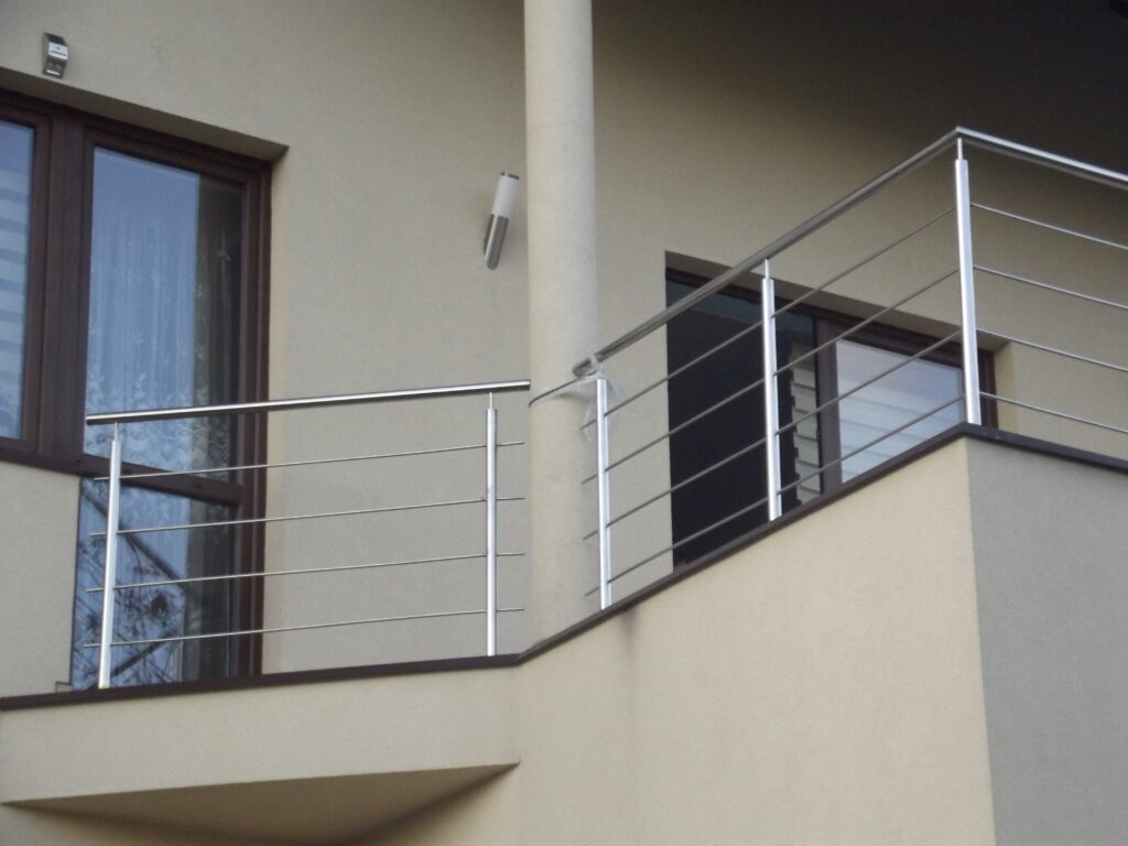 poręcze i balustrady ze stali nierdzewnej
